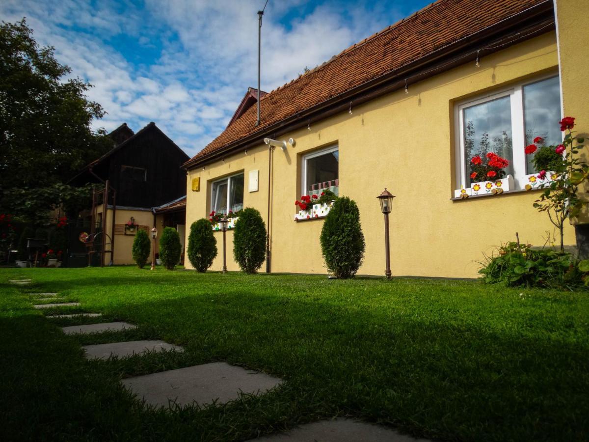 Villa Casa JOY Rîşnov Exterior foto