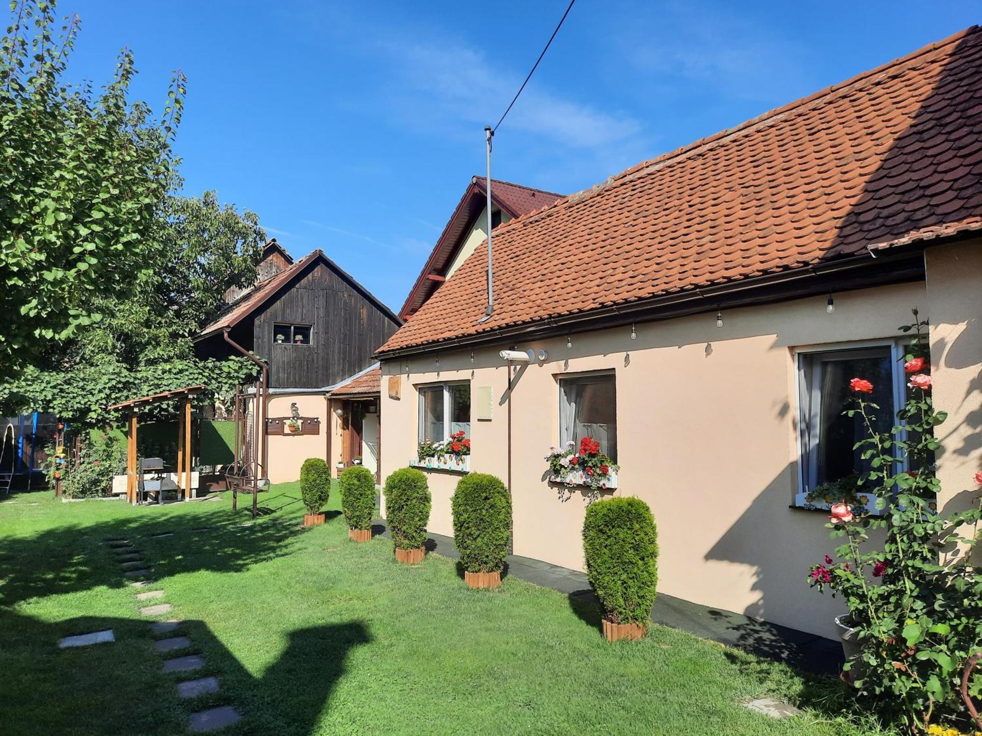 Villa Casa JOY Rîşnov Exterior foto
